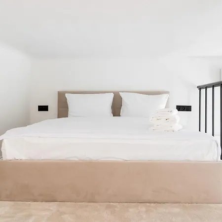 Apartament Old Town With Mezzanine By Bookinghost *