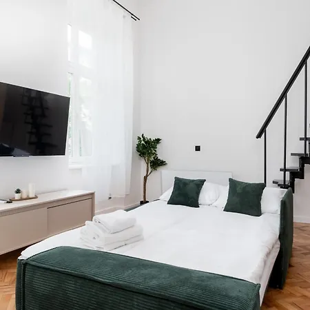 Old Town With Mezzanine Apartment *