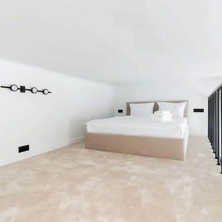 Old Town With Mezzanine By Bookinghost Appartement Krakau